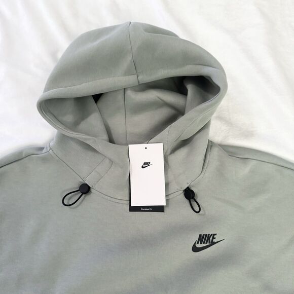 Nike Women's Sportswear Tech Fleece Hoodie - Picture 10 of 14